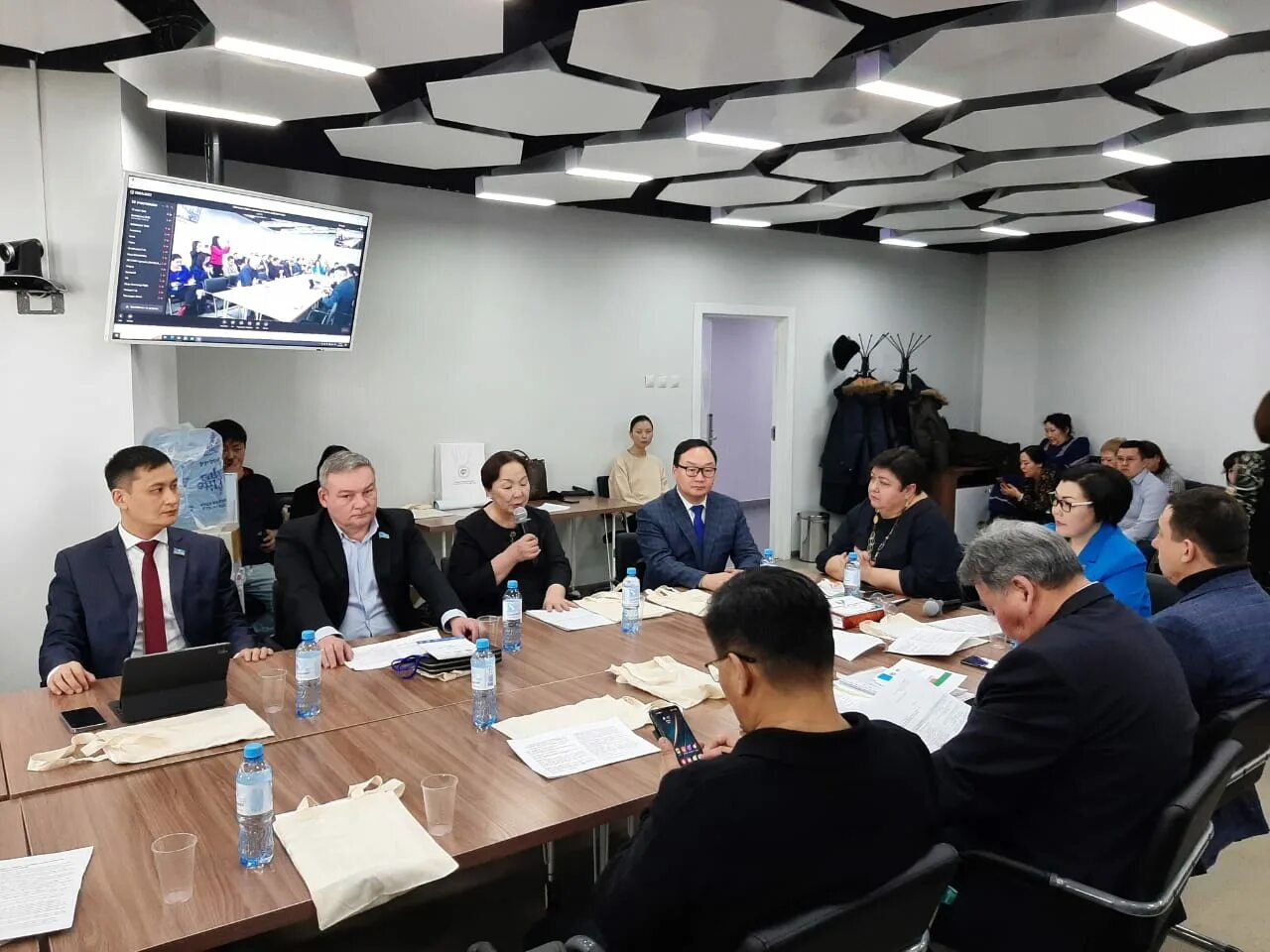 Якутск 390. Якутский форум. Обсуждение законопроекта. Республиканский центр национального здоровья якутия. Молодёжный форум якутск.