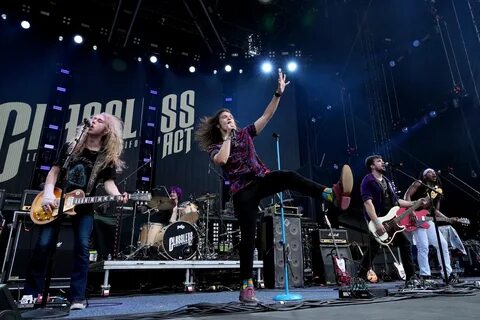 Rise rock