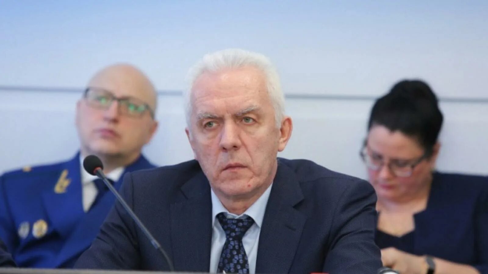 Гуцан сзфо. Гуцан александр владимирович. александр гуцан полпред президента в сзфо. александр гуцан заместитель генерального прокурора. гуцан помощник президента.