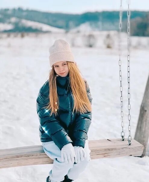 Сколько лет лере симоновой симке