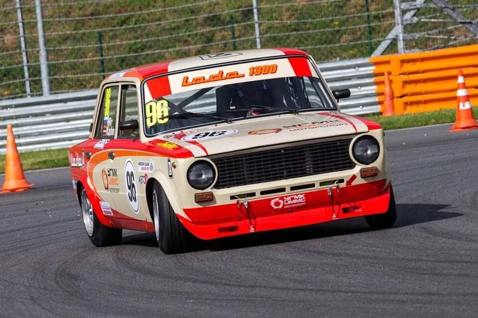 Ваз 2101 racing. Спортивная 2101. Ваз 2101 гоночная. Ваз 2101 ралли ссср. Спортивная 2101.