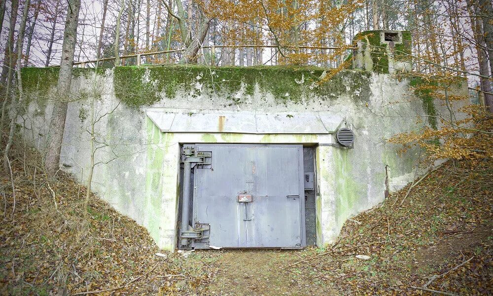 я создал бункер в замороженном мире 158