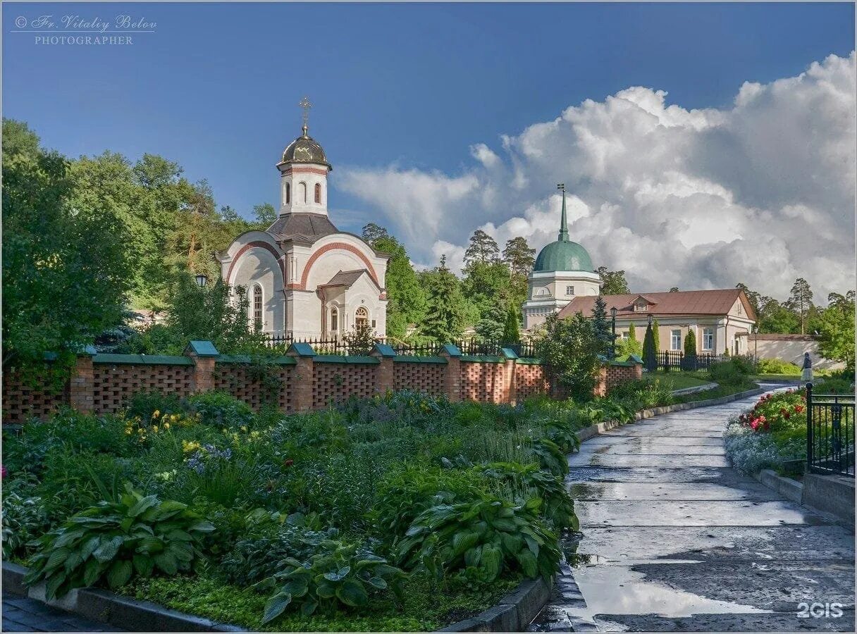 Введенский ставропигиальный мужской монастырь оптина пустынь. Свято-введенская оптина пустынь мужской монастырь. Мужской монастырь козельск. Козельская свято-введенская оптина пустынь. Козельск оптина пустынь монастырь.