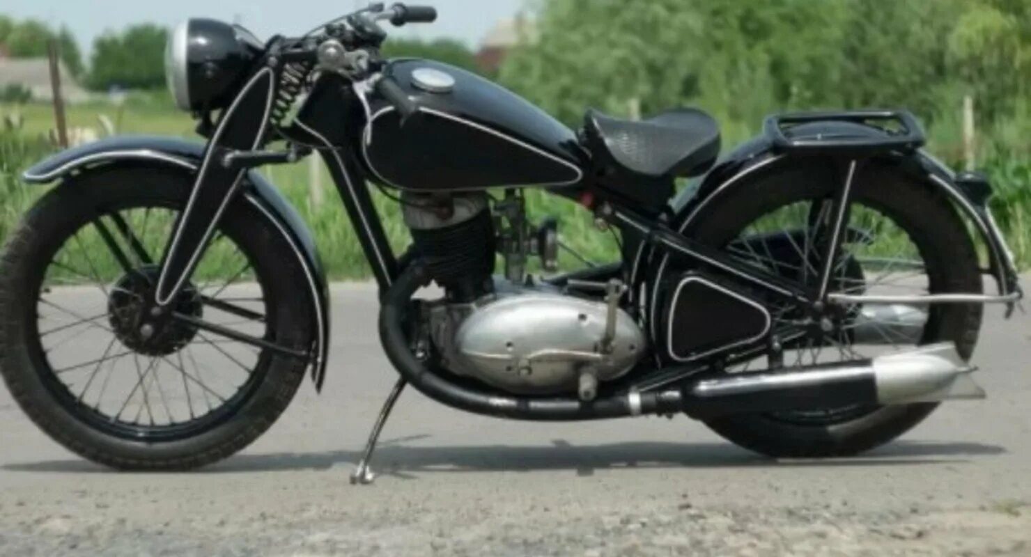 ИЖ-350 мотоцикл. ИЖ 49. DKW RT 100. ИЖ 350 1950.