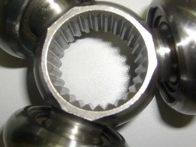 Подшипник внутреннего шруса. Трипоид рено логан 1. Трипоид пежо 206. Трипоид внутреннего шруса мазда 3 2005. Трипоид шруса (гранаты) febest пежо 407 артикул.