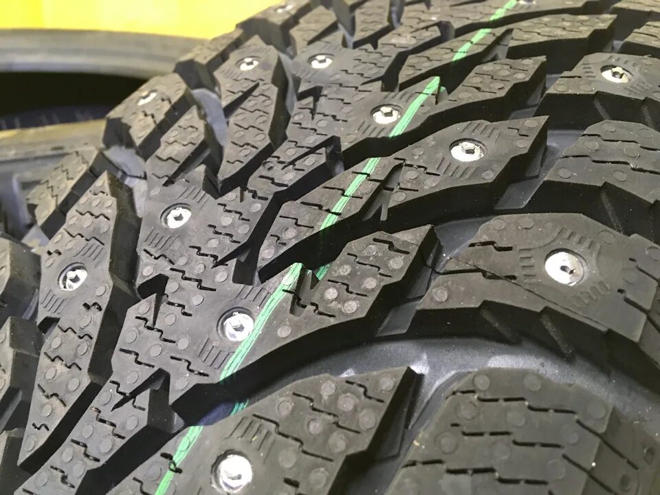 Nokian hakkapeliitta 9 suv 102t. Nokian tyres hakkapeliitta. hakkapeliitta 9. хакапелита 9 шипованная. шины nokian tyres hakkapeliitta 9.