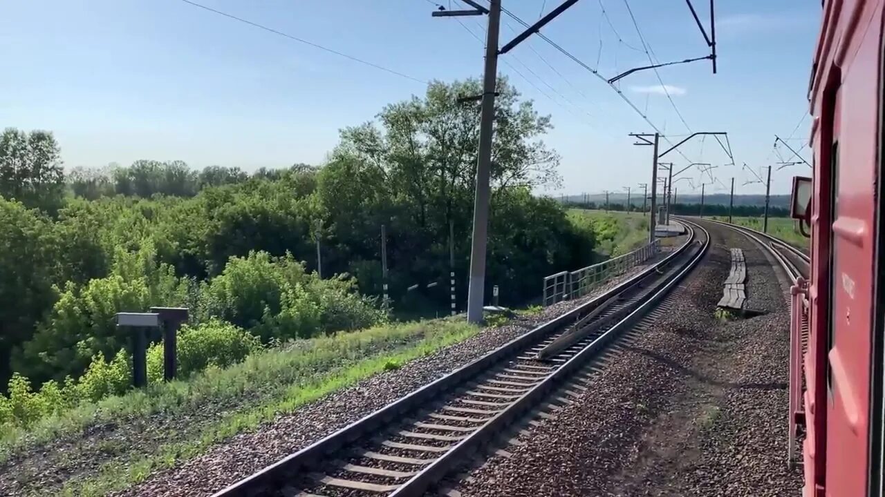 вагоны платформы модель 13-9781. вагон платформа для крупнотоннажных контейнеров модель 13-2118. красный бор железная дорога. фитинговые платформы 80 футовые. платформа 80.