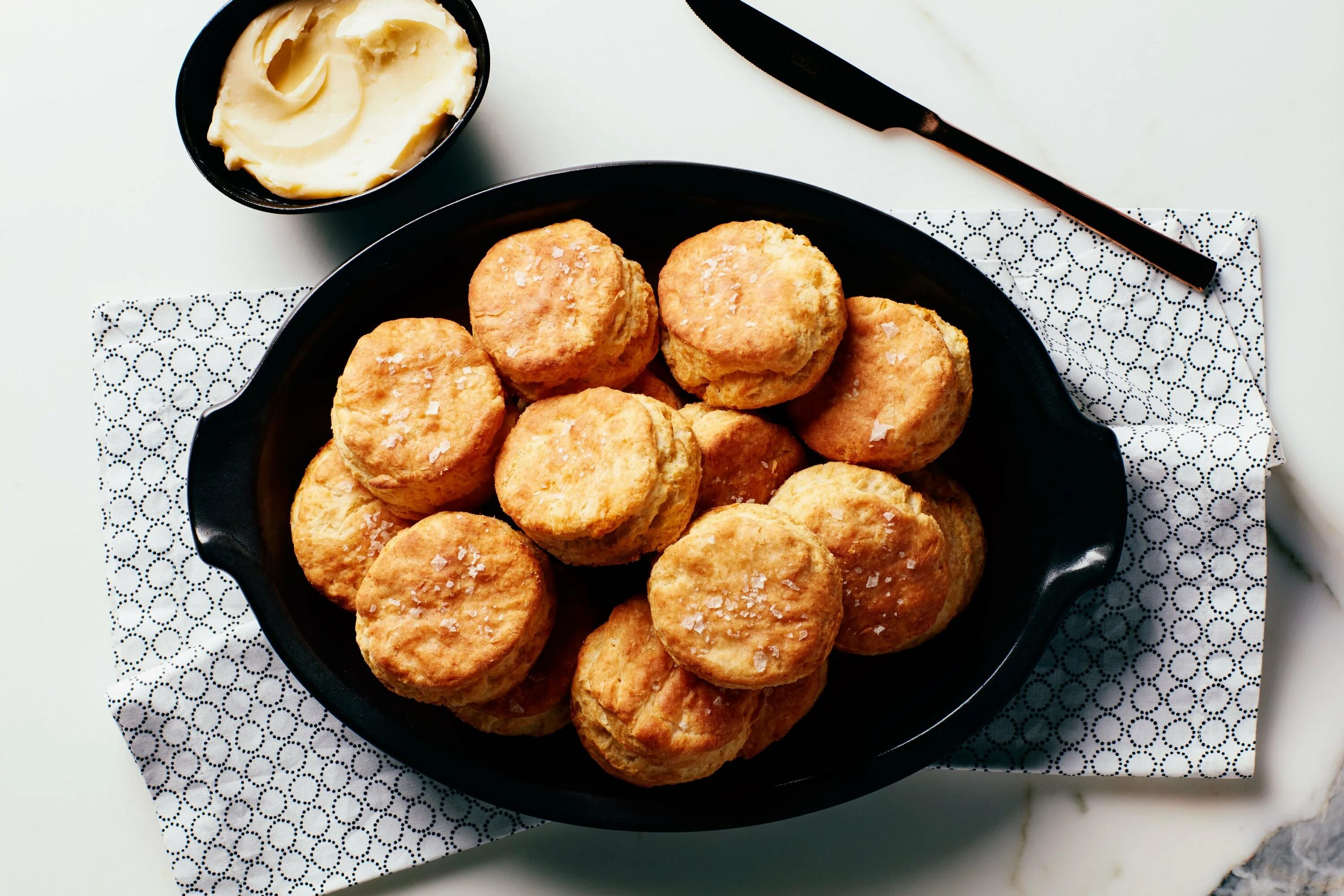 Печенье с Пахтой. Buttermilk Biscuits. Печенье на кефире с начинкой. Печенье на завтрак с медом.