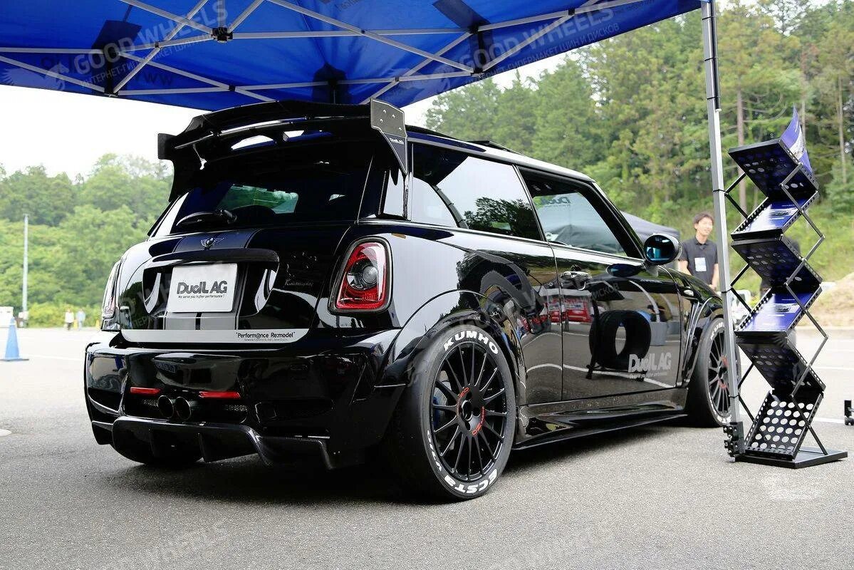 Mini race. Mini cooper s r56 oz superturismo. мини купер tuning. mini cooper f56 oz racing r17. mini cooper oz racing.