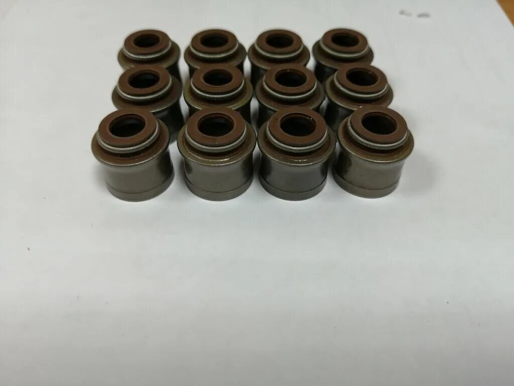 6 bk. 8. 8. маслосъемные колпачки l3k9-10-155a. маслосъёмные колпачки мазда 1.