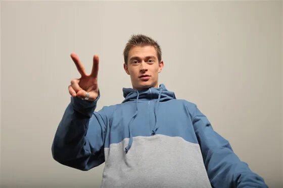 Кравц 2024. Кравц 2024. Кравц 2024. Кравц певец. Кравц рэпер.