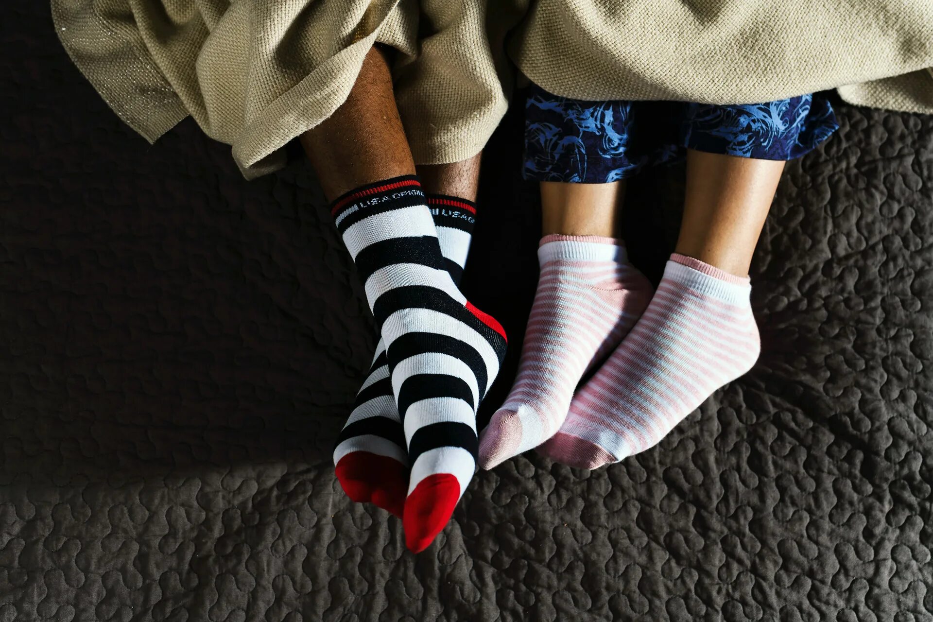 Носочках жену. Половина носочка. Kids Socks носки. Носки половина. Lucky Socks носки.