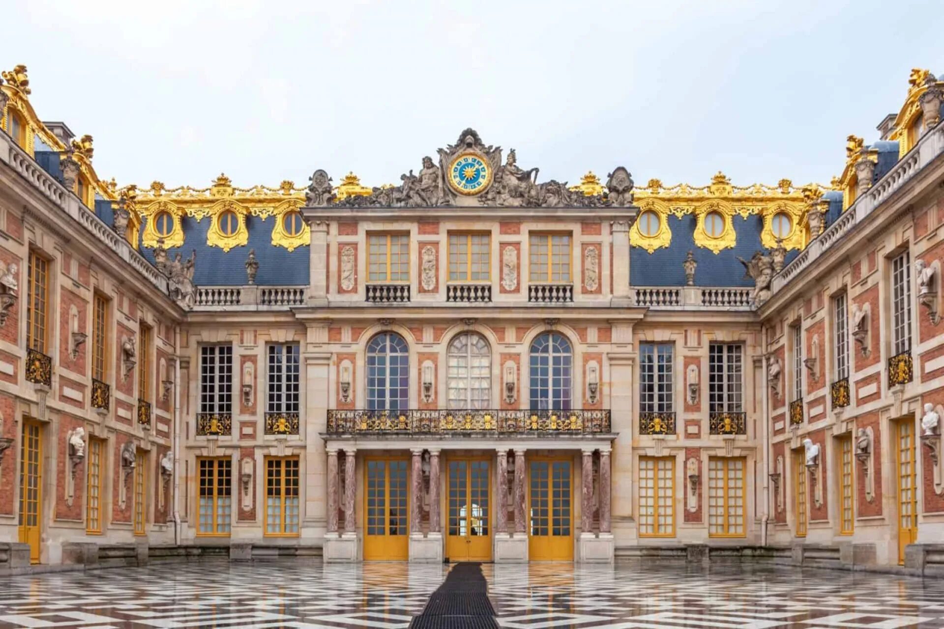 Французский версаль. Версальский дворец Версаль Франция. Франция Барокко Версальский дворец. Королевский дворец в Версале.