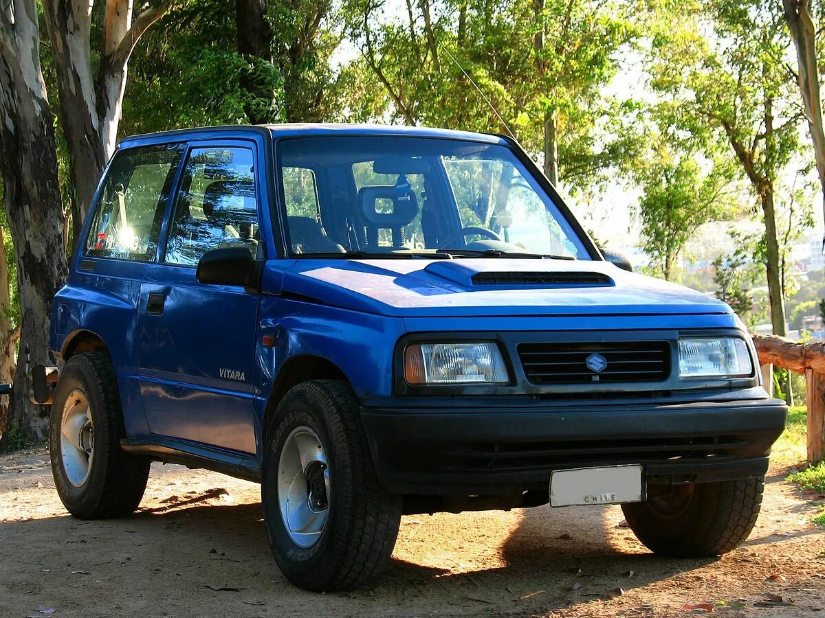 Сузуки первого поколения. Suzuki Vitara 1. Suzuki Vitara 1988. Сузуки Витара 1 поколения. Suzuki Vitara 1990.