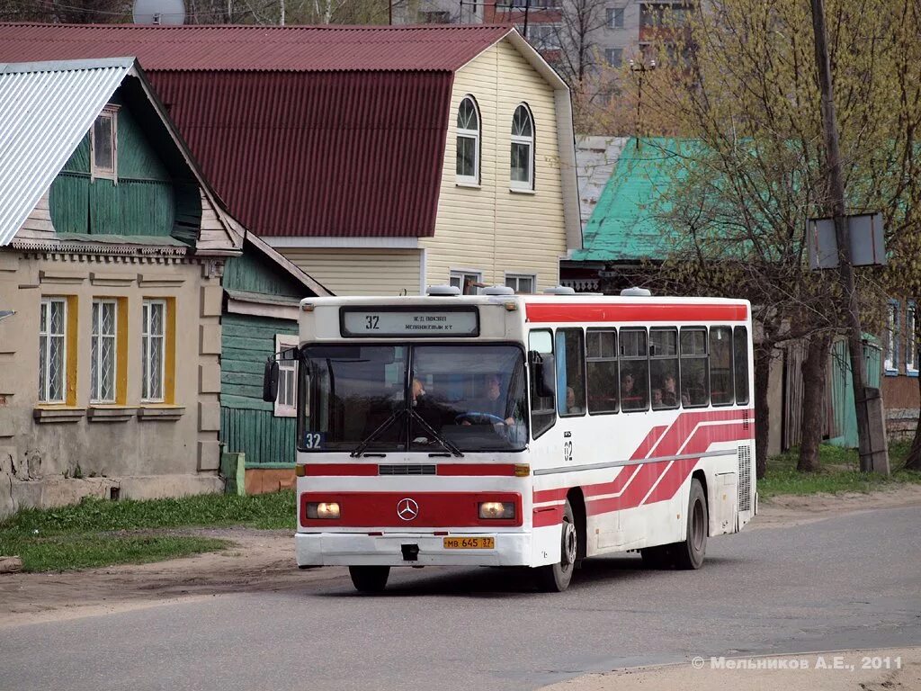 Иванова автобус. Автобусы Иваново. Ивановский автобус. Автобус Мерседес Иваново. 2 Автобус Иваново.