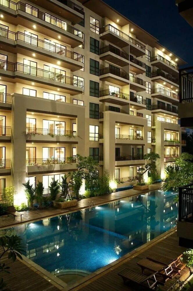 Отель паттайя центр фото. Фото паттайи 1980. Отель самолет в паттайе. Central pattaya road. Гестхаус паттайя сити.