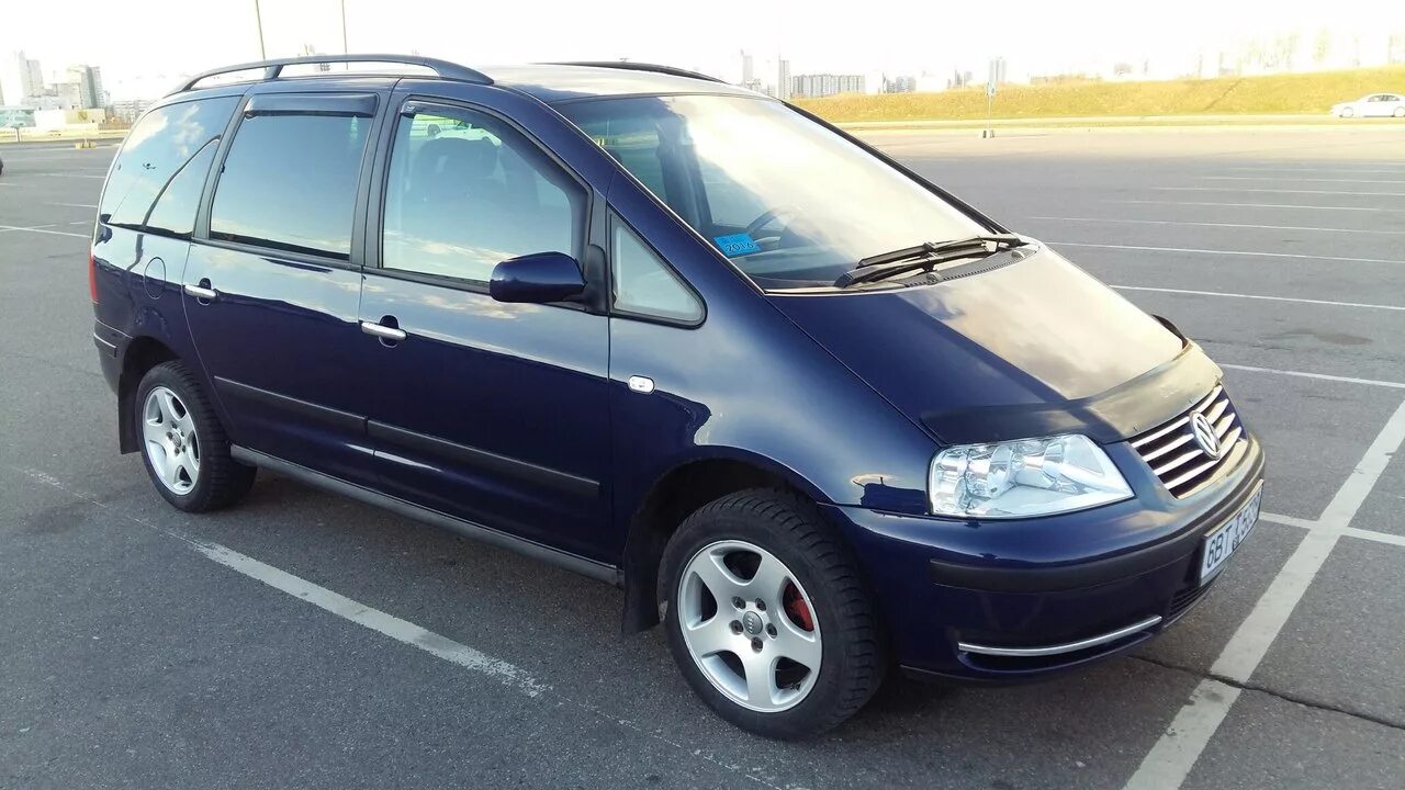 Купить фольксваген шаран тди. Sharan 1.9 TDI. VW Sharan 1.9. Фольксваген Шаран 1999 1.9. Фольксваген Шаран 1.9 TDI.