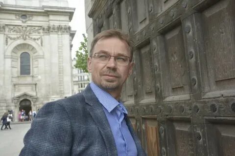 Поэт переводчик
