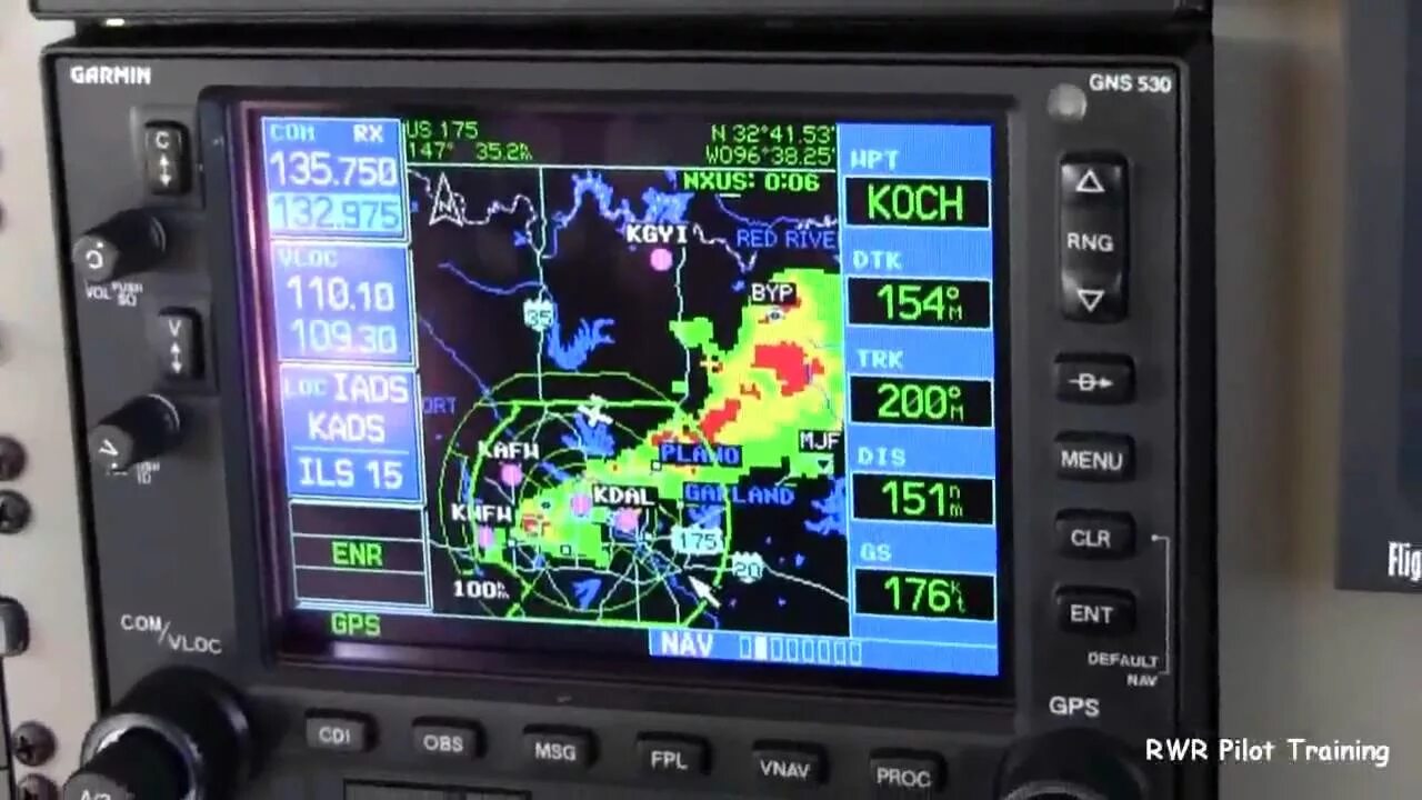 Working radar. Rdr 7000 weather radar. всепогодный радар rdr4000. radar rdr 2000. weather radar on aircraft.