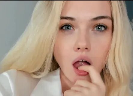 MFC, Chaturbate, your_kat, blue hair, fake boobs, blue eyes, Blue Dream, re...