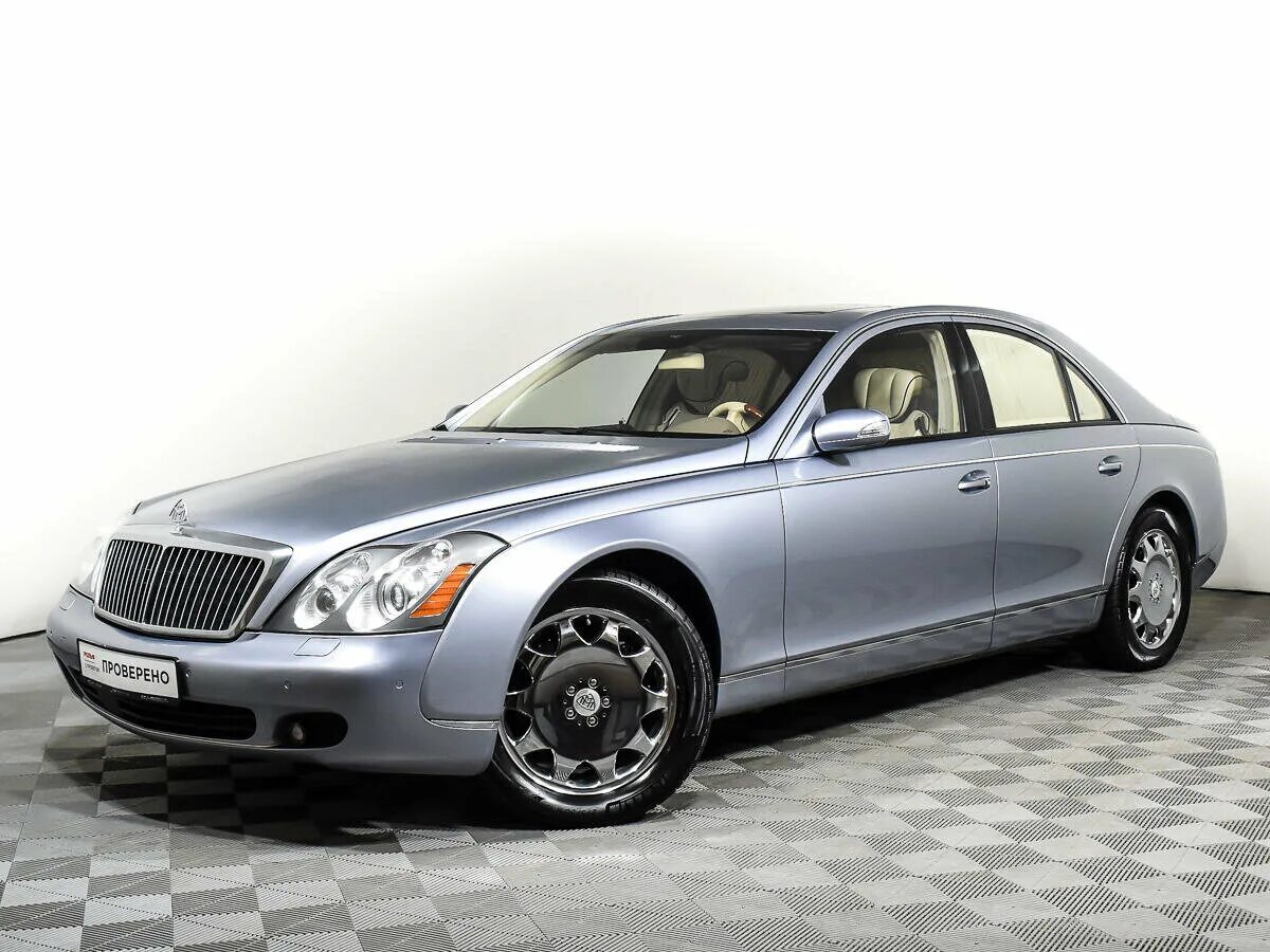 Maybach landaulet. Maybach 62s. Мерседес майбах 22 года. Майбах в рублях. Maybach 57 2006.