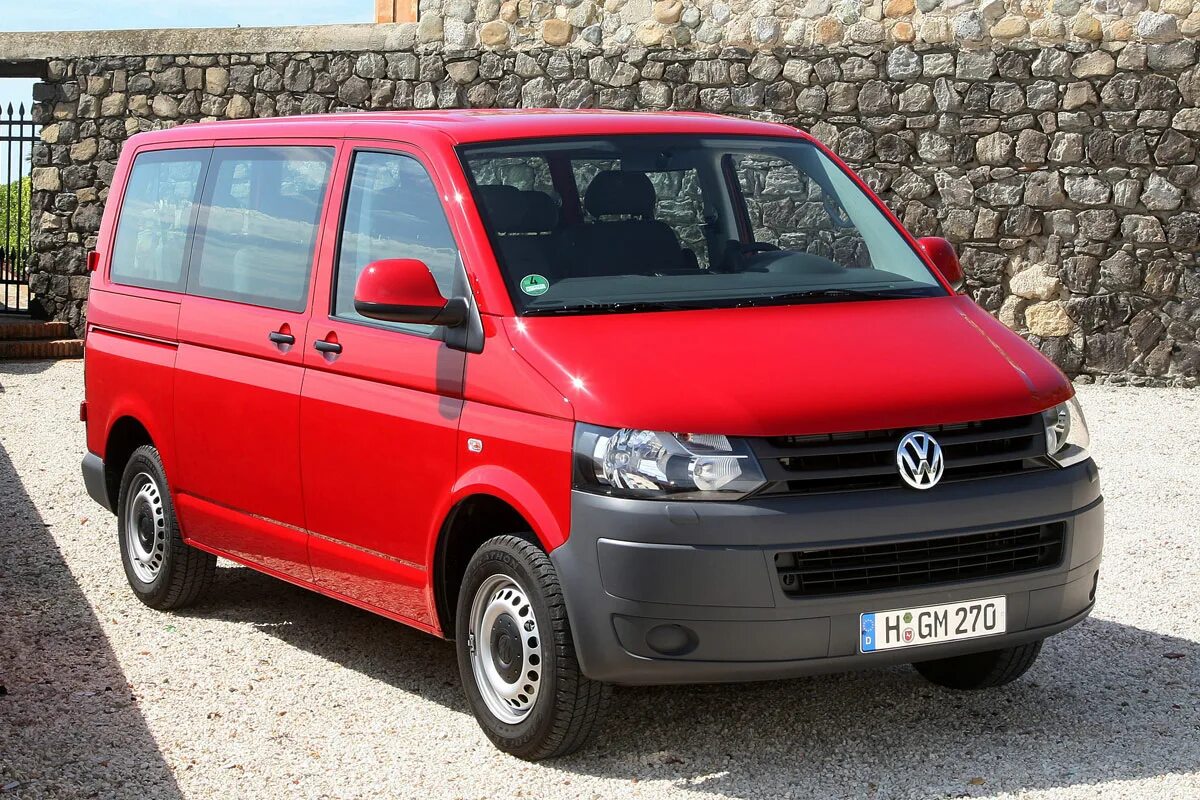 Фольц т5. Фольксваген Транспортер т5. Volkswagen Transporter t5 пассажирский. Volkswagen Transporter t5 Рестайлинг. Фольксваген Транспортер Комби.