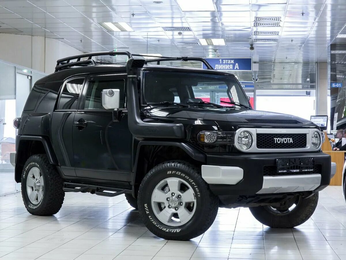 Toyota FJ Cruiser 2006. Toyota FJ Cruiser 2022. Toyota FJ Cruiser 2006-2021. Тойота Крузер FJ 2007. Внедорожники б у россия