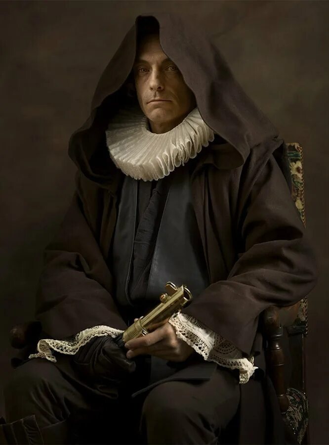 Советник монах. Супергерои эпохи возрождения... фотограф sacha goldberger. фотограф саша голдбергер (sacha goldberger),. средневековый монах инквизитор. рембрандт рыцарь.