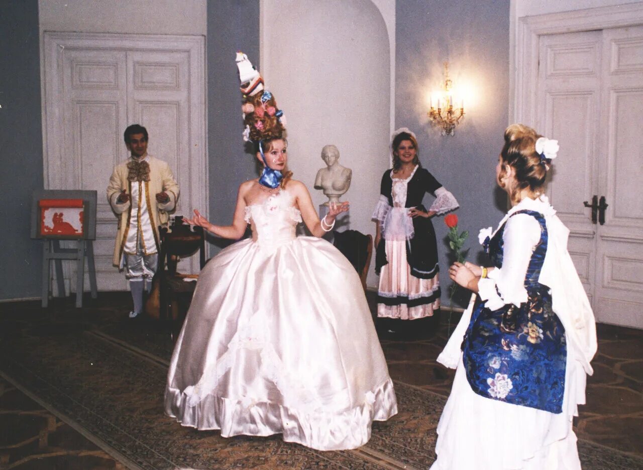 1936 - в москве открыт центральный детский театр. сац наталья ильинична. 1892 - премьера балета чайковского «щелкунчик». центральный детский театр 1960. детские театры.