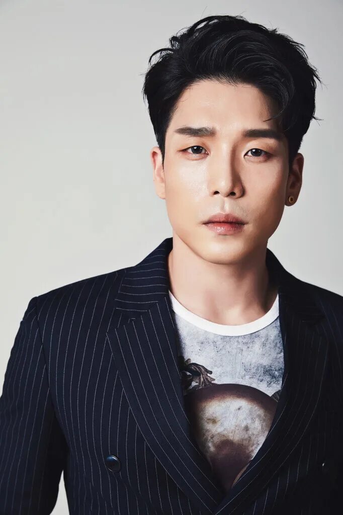 Max changmin tvxq. чанмин. чанмин. Choi changmin актер. чанмин из tvxq.