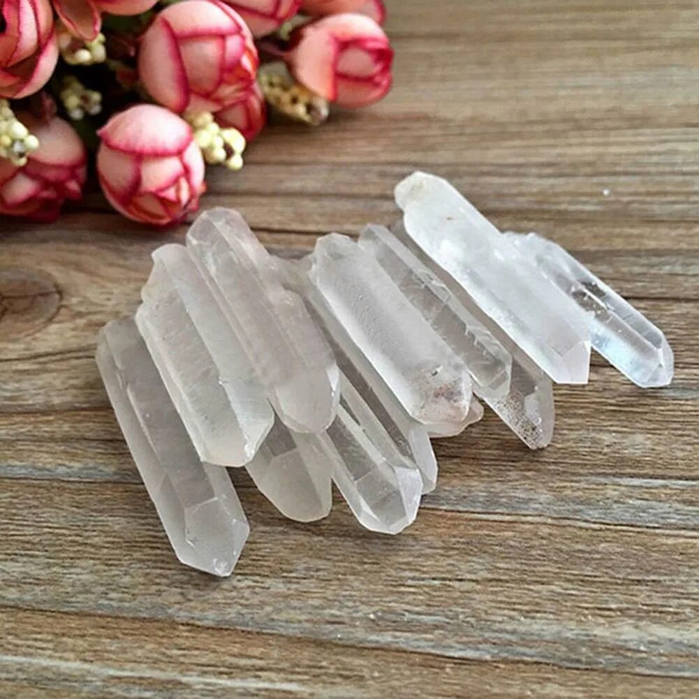 Quartz crystal. Clear Quartz камень. Кристалл кварца. Минеральные камни в бижутерии. Кристаллы декоративные.