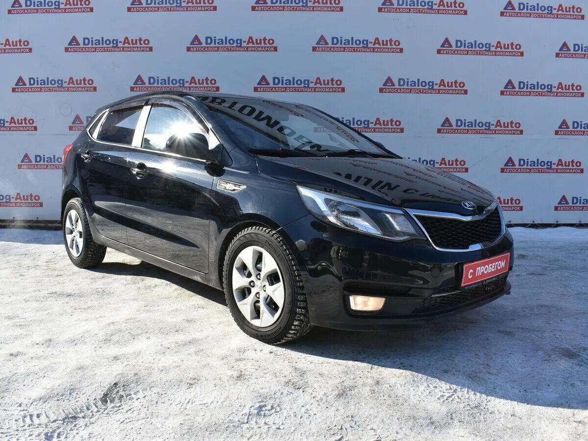 Kia Rio 2015 хэтчбек 1.6 at (123 л.с.) белая. Kia Rio 2015 1.6 at хэтчбек серебристая. Kia Rio 2017 1.6 at хэтчбек серая. Kia Rio 2017 серый хэтчбек 1.6 at салон. Купить киа в челнах