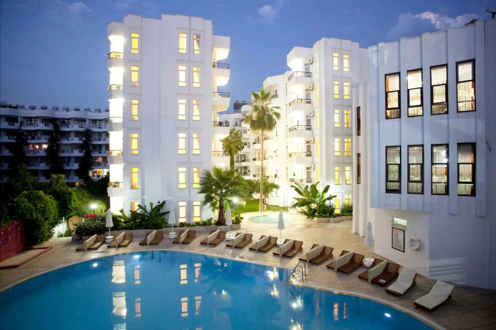 Отель scylax family club hotel. Scylax family club турция. Слайлакс фамили клаб. Skylax family club 5 турция аланья. Scylax family club hotel 5 махмутлар.