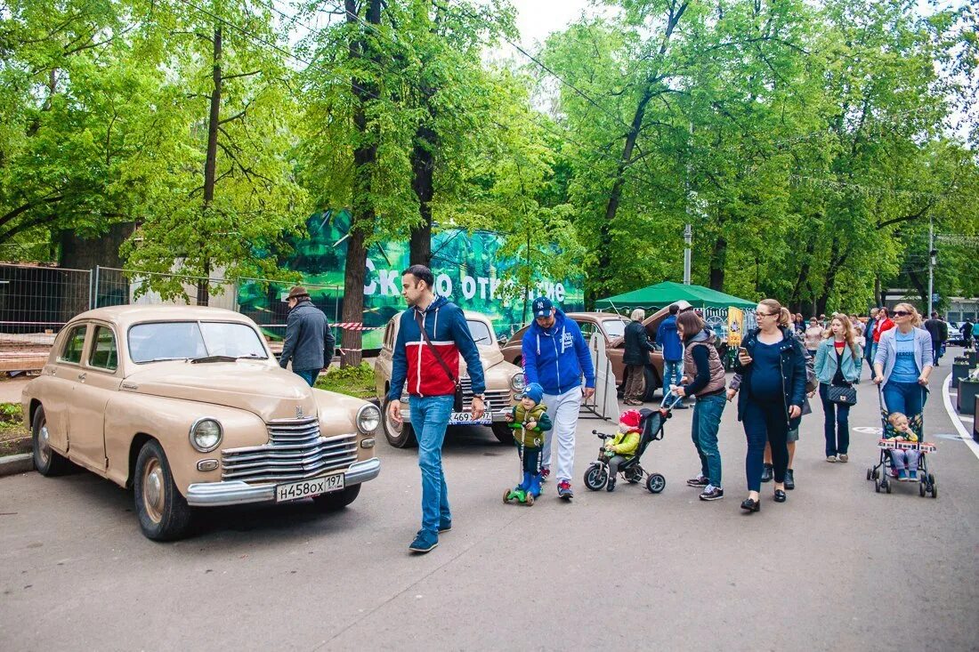 Фестиваль ретро автомобилей 2022. Ретро автомобиль. Озеры фестиваль ретро автомобилей. Озеры фестиваль ретро автомобилей. Фестиваль ретро техники фортуна 2022.