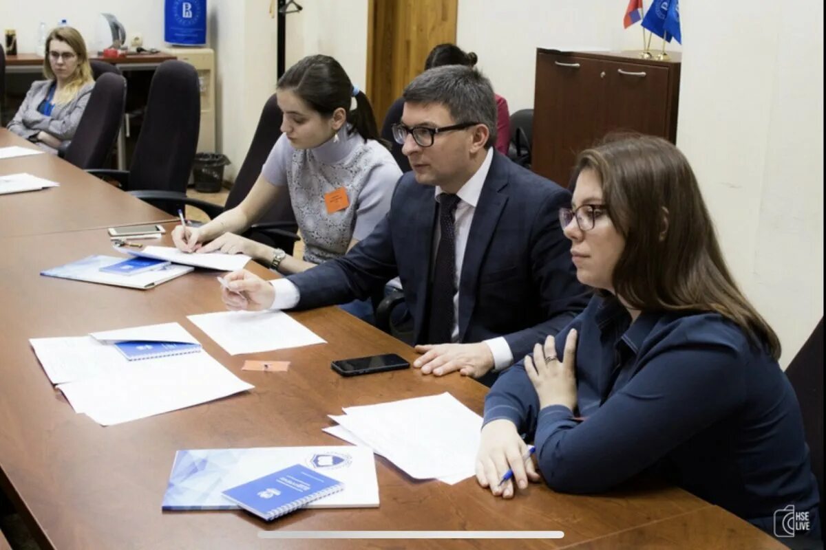 Требуется юрист. Рязань юрист запольская надеждаюньевна фото. Вакансии юриста в рязани. Вакансии юриста в рязани. Адвокаты рязани.