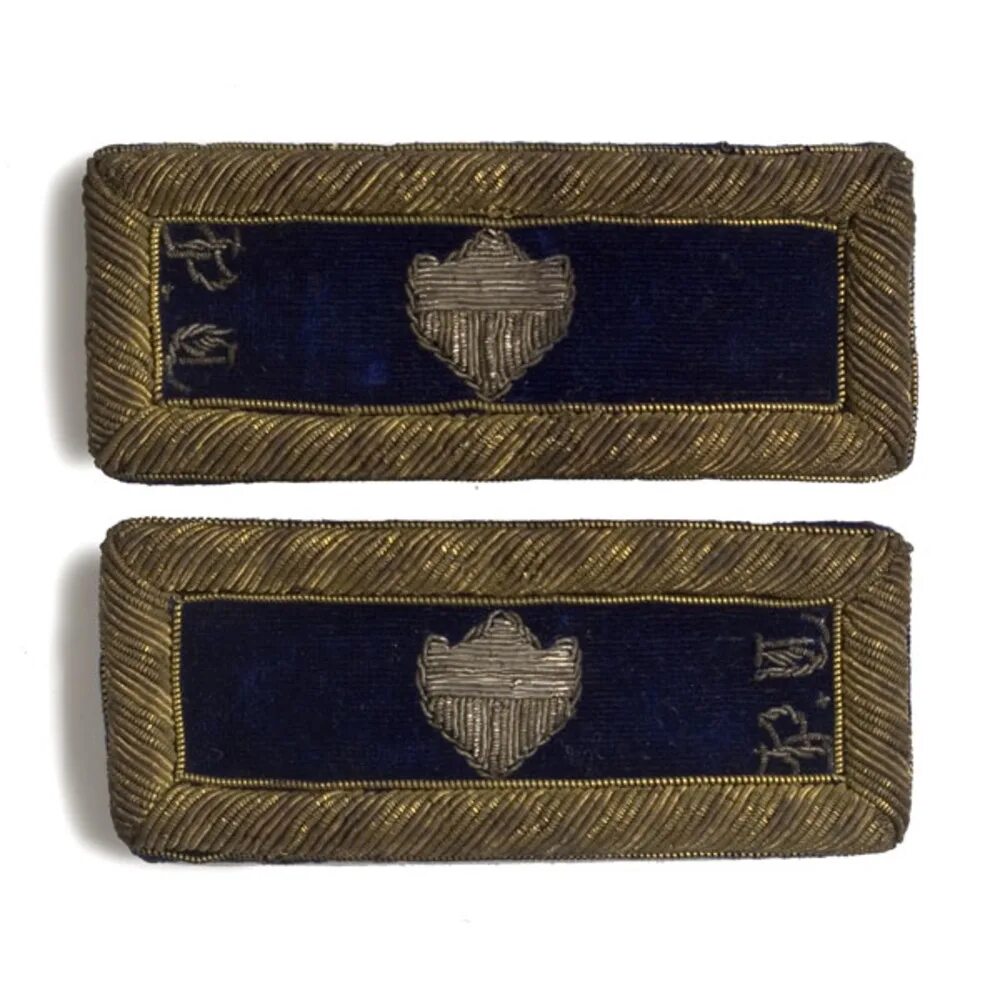 General Roa Shoulder Straps.