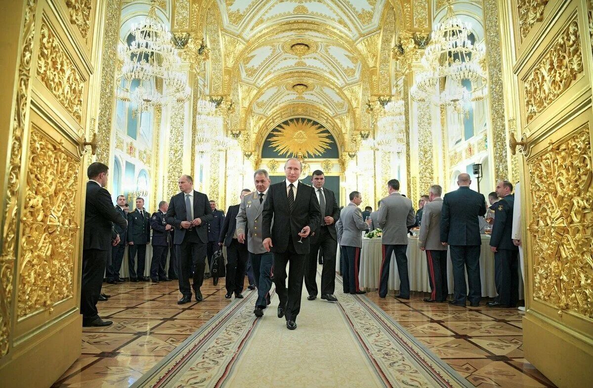 Президентская ставка. Резиденция президента России в Кремле. Резиденция президента России в Московском Кремле внутри. Большой Кремлёвский дворец в Москве резиденция президента.