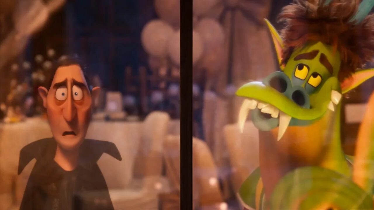 Отель трансильвания 4. Трансформация каникулы 4. Монстры на каникулах 4 трансформания. Мэвис дракула. Трансформация каникулы 4.