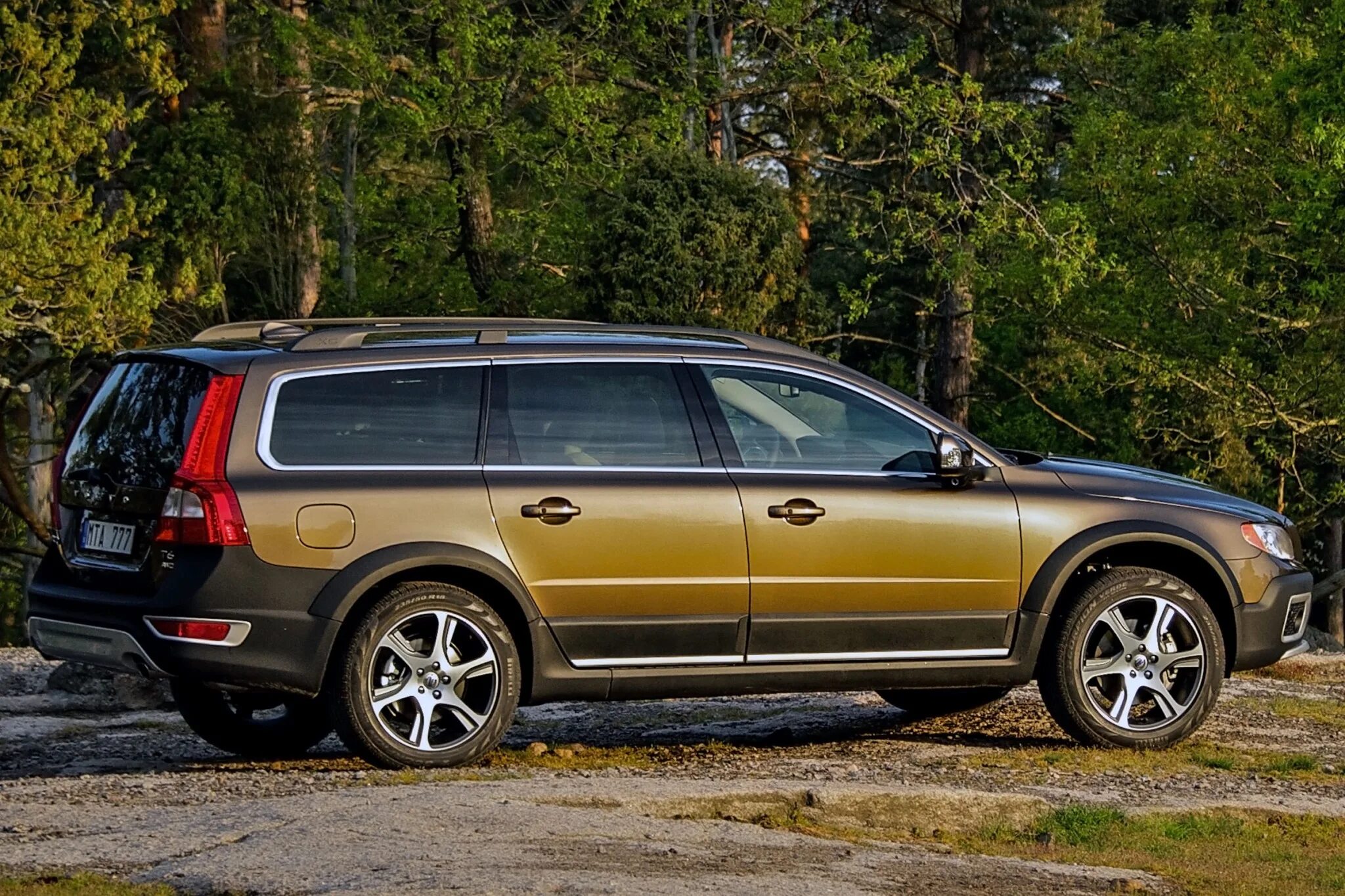 Полный привод вольво хс90. Вольво хс70 универсал. Volvo xc70. Вольво хс70 2013. Volvo cx70.