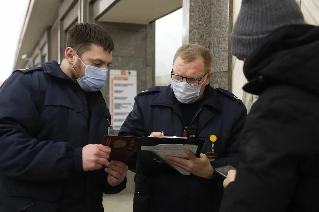 Штраф за безбилетный проезд. Штраф в метро за безбилетный проезд. Штраф за безбилетный проезд в автобусе СПБ. Увеличить штрафы за безбилетный проезд.