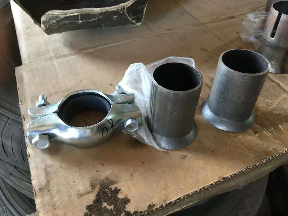 Соединение глушителя. Фланец для выхлопной трубы 50. Соединение глушителя. Фланец глушителя cbd с трубой 45-50. Фланец глушителя ваз 2109 ремонтный.