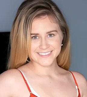 Taylor Blake (Actress) Age, Height, Weight, Wiki, Boyfriend, Bio, Career and Mor