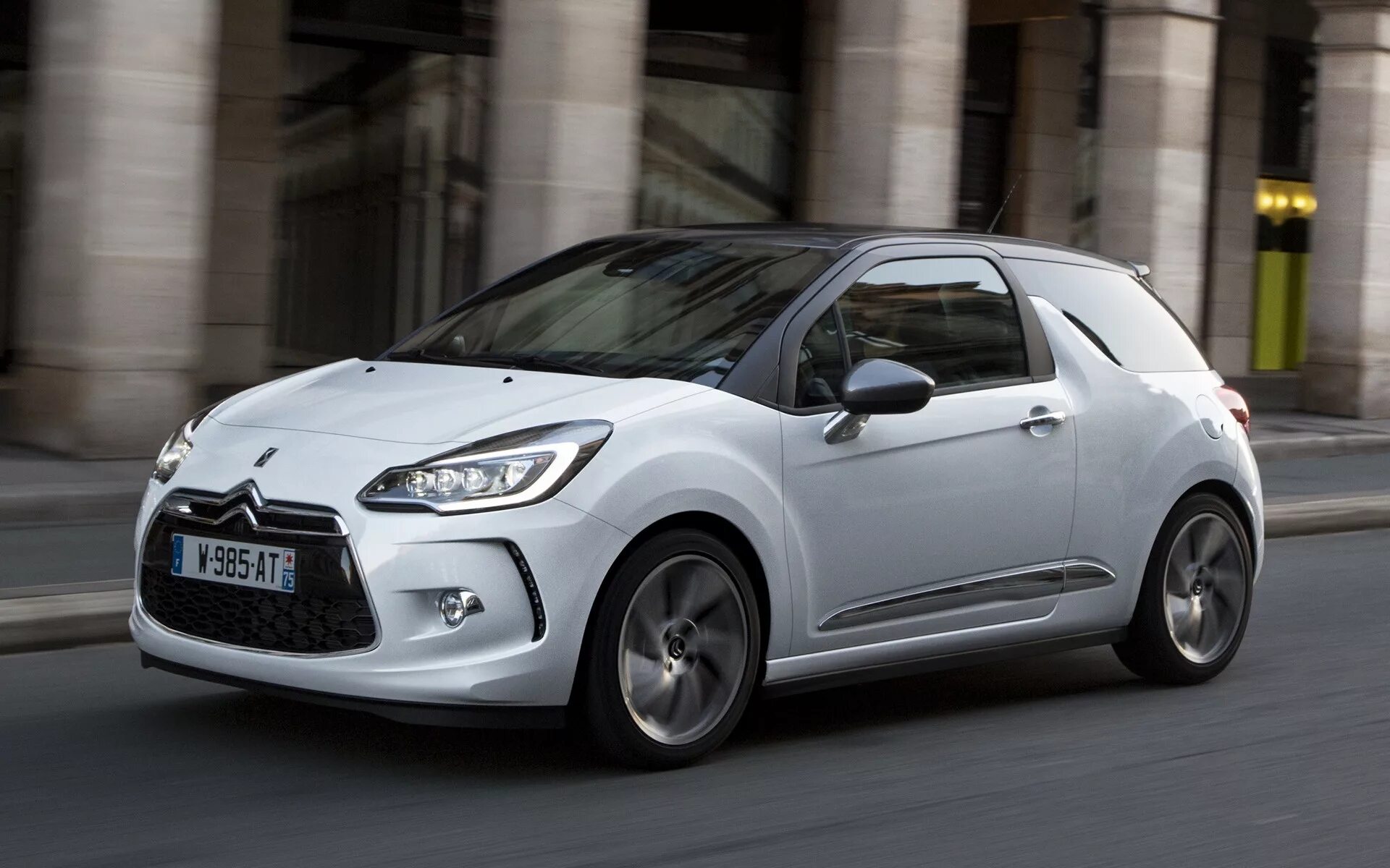 Citroen минск. Citroen ds3 2012. Citroen ds3. Ds5 hdi. Citroen ds3.