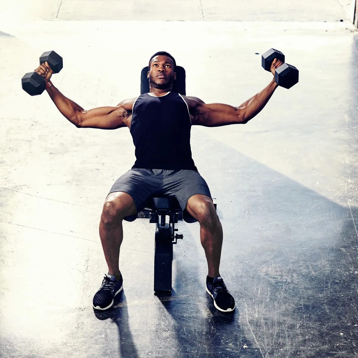 Working out looks like. Мужчина в фитнес зале. workout man. gym man. nothing&#039;s working out.