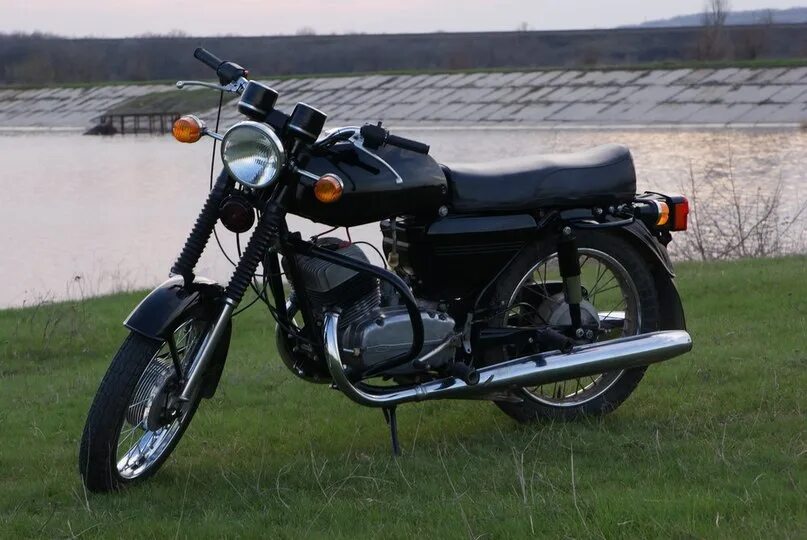 Мотоцикл ява 350 634. Черная Jawa-350-634. Ява 350 634. Ява 350 634 черная. Ява-350.634.8.