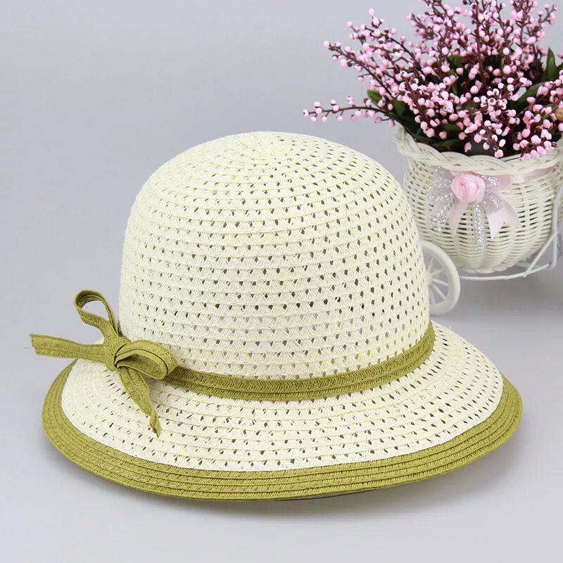 шляпка колокольчиком 4 буквы. зеленая шляпа. дамская шляпка колокольчиком. шляпка колокольчик. шляпа колокол.