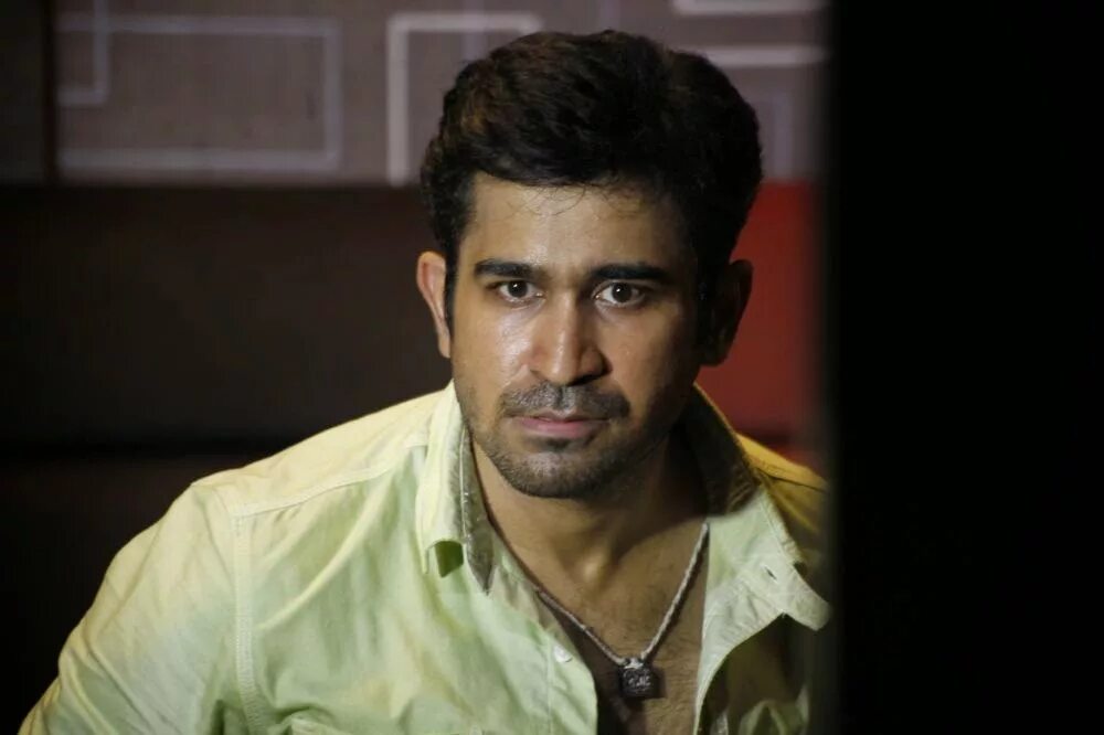 Салим. Французский актёр салим кешьюш. Салим кешьюш. Салим кешьюш молодой. Салим кешьюш молодой.