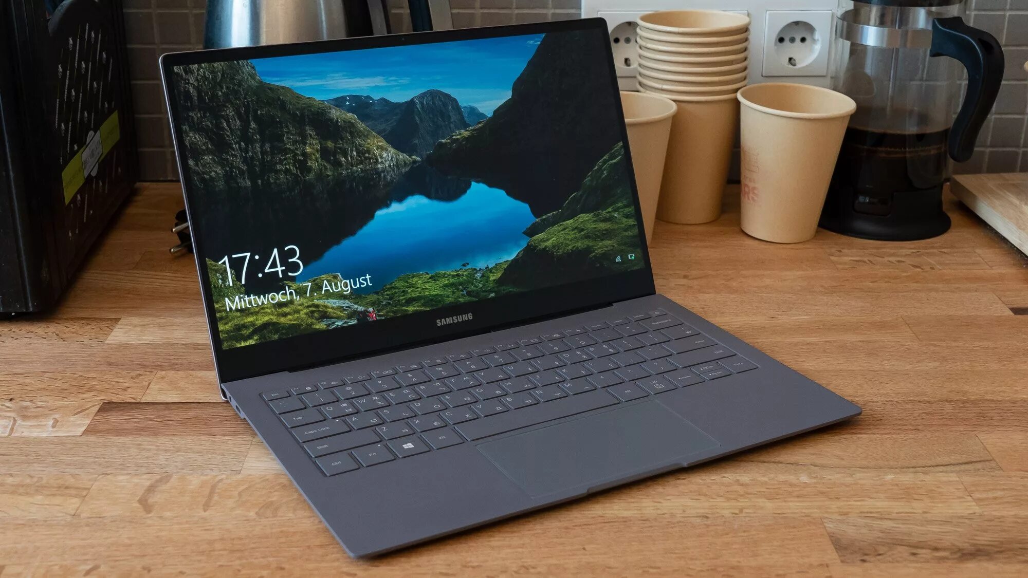Samsung galaxy book 3 pro. Samsung galaxy book 2 pro. Samsung galaxybook 3 ultra. Samsung galaxy book 2 pro. Самсунг бук 3 про.