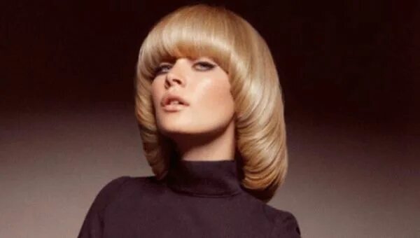 Роскошная многослойность. Знакомство со стрижками на средние волосы Fashion Chan