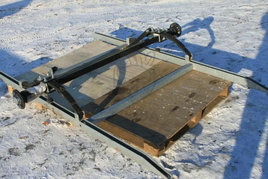 Ось bpw eco plus. Прицеп ось бу. Прицеп ось бу. Ось для прицепа 2000кг. Поворотная ось бпв на полуприцеп.